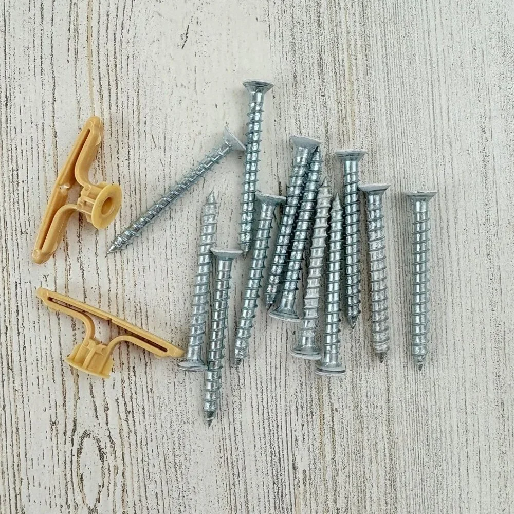 Rubbermaid Homefree Series 12 Screws 2 Wall Anchors Mounting Hardware NEW